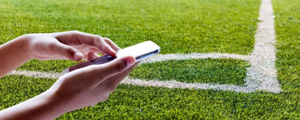 Immersive in-play wagering interface with live betting options and real-time odds on UUOK